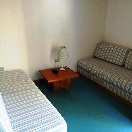 Hotel Kyrie Isole Tremiti San Domino Buitenkant foto