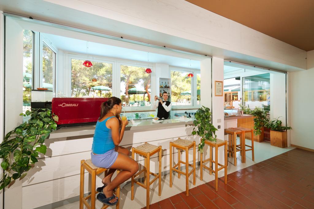 Hotel Kyrie Isole Tremiti San Domino Buitenkant foto