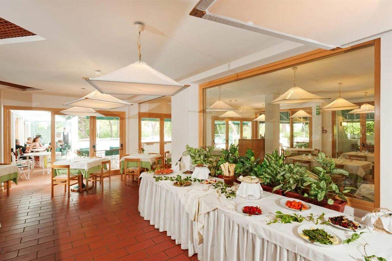 Hotel Kyrie Isole Tremiti San Domino Buitenkant foto