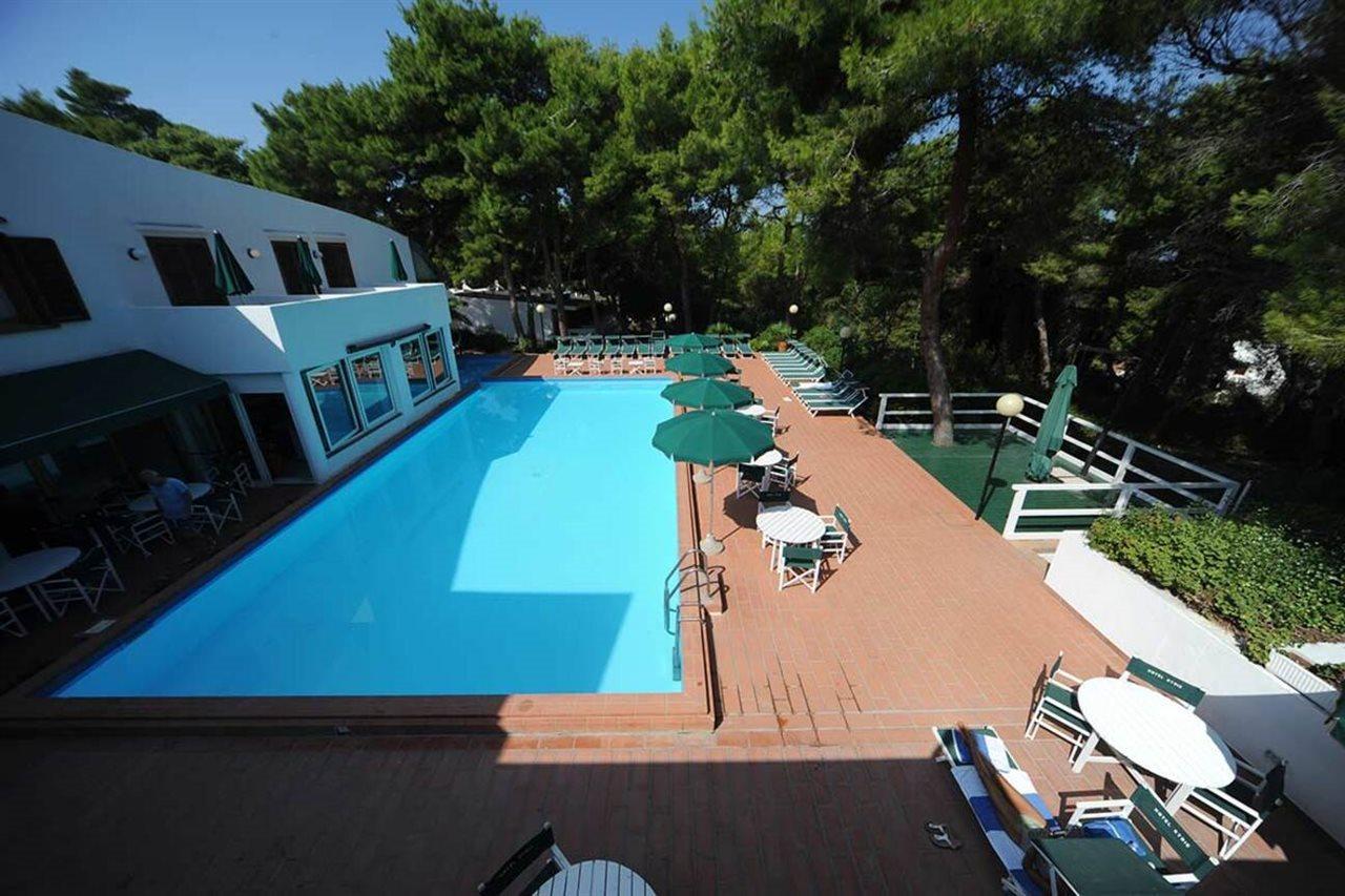 Hotel Kyrie Isole Tremiti San Domino Buitenkant foto