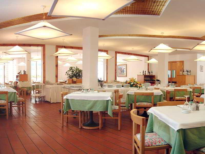Hotel Kyrie Isole Tremiti San Domino Buitenkant foto