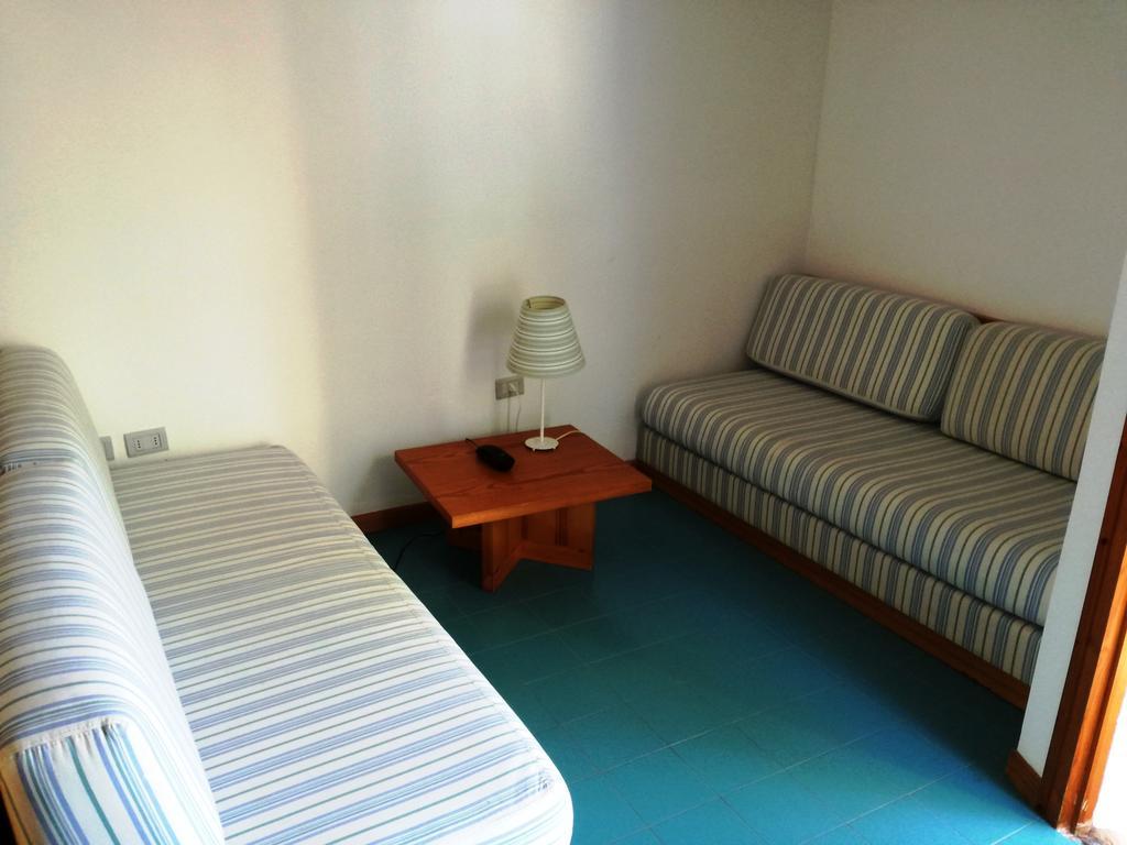 Hotel Kyrie Isole Tremiti San Domino Buitenkant foto